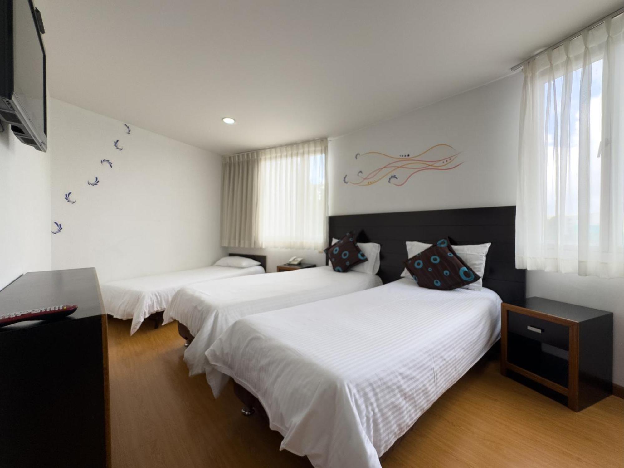 Benidorm Hotel มานิซาเลส ภายนอก รูปภาพ