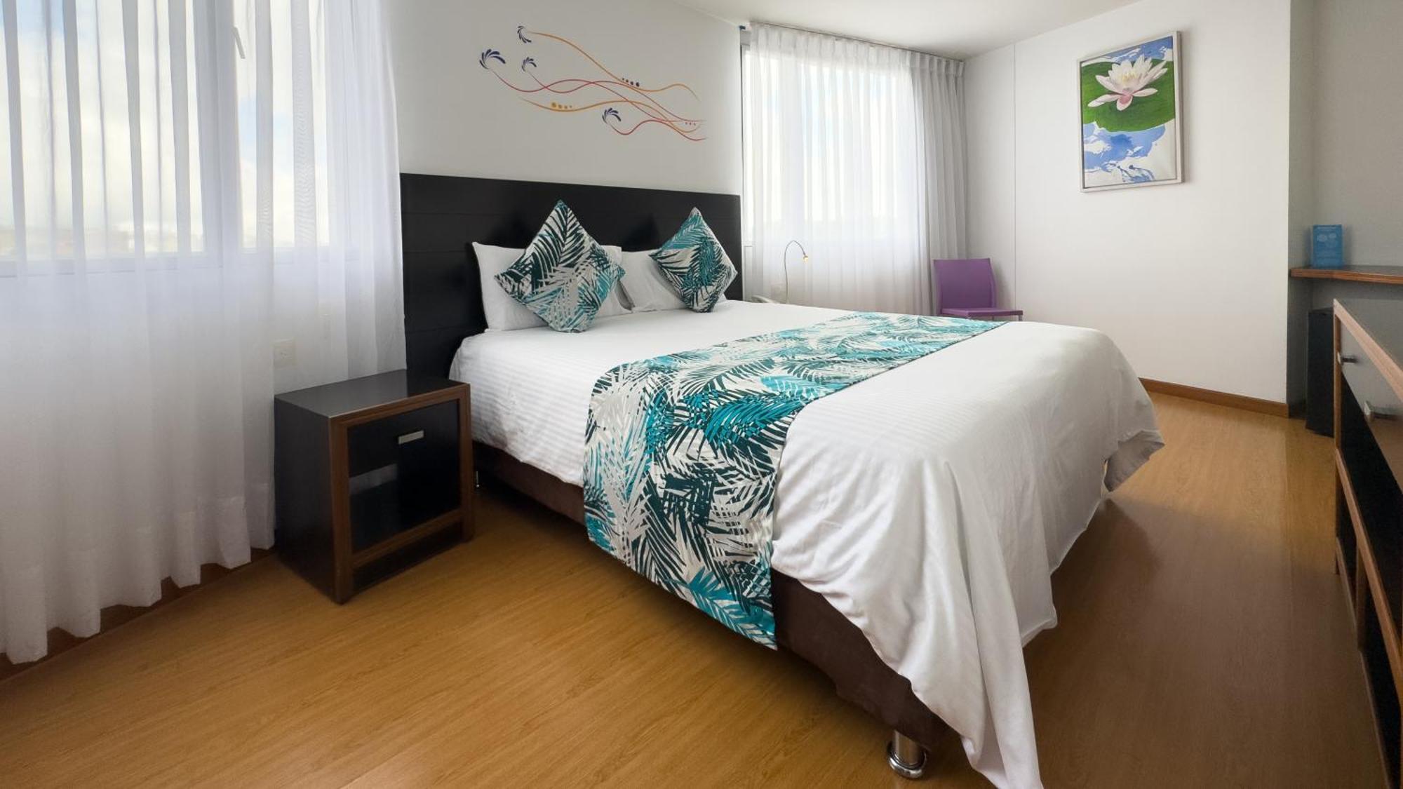Benidorm Hotel มานิซาเลส ภายนอก รูปภาพ